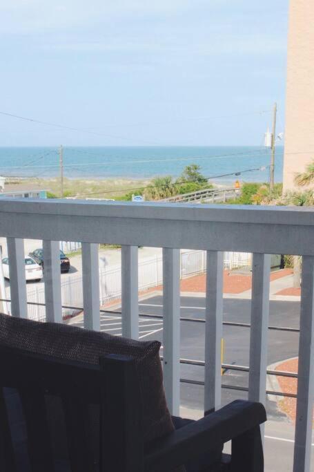 Kraken'S Den * Oceanview * Steps To Ocean * Pool Apartment Каролина Бийч Екстериор снимка