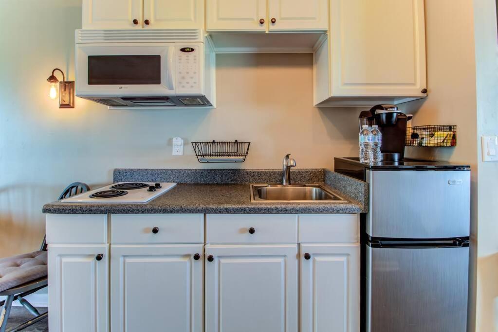 Kraken'S Den * Oceanview * Steps To Ocean * Pool Apartment Каролина Бийч Екстериор снимка