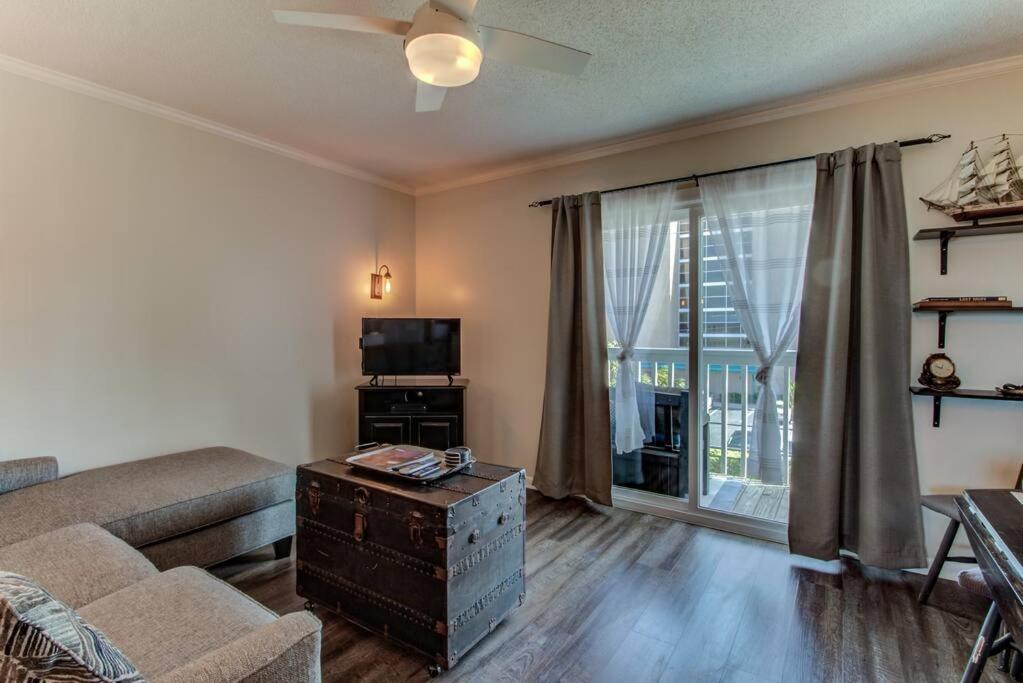 Kraken'S Den * Oceanview * Steps To Ocean * Pool Apartment Каролина Бийч Екстериор снимка