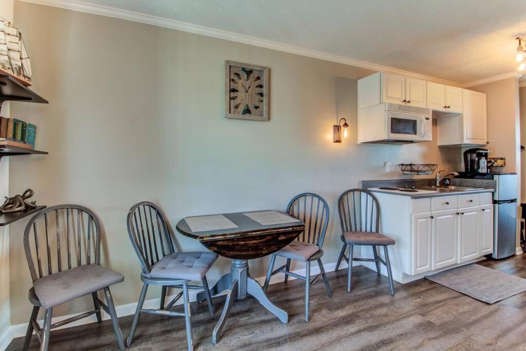 Kraken'S Den * Oceanview * Steps To Ocean * Pool Apartment Каролина Бийч Екстериор снимка
