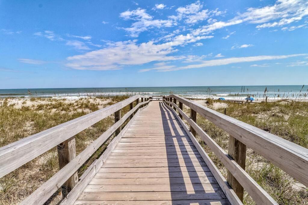 Kraken'S Den * Oceanview * Steps To Ocean * Pool Apartment Каролина Бийч Екстериор снимка